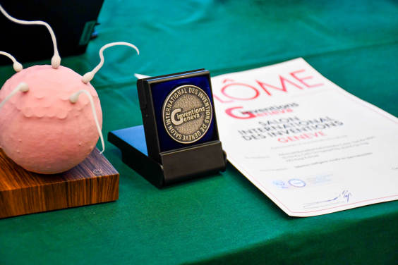 HKUMed has developed the world-first AI-powered fertilisation-competent sperm identification tool, which accurately determines the percentage of human sperm capable of binding to the ZP, providing a highly reliable assessment of male fertility. The innovation won a Silver Award at the 50th Geneva International Invention Fair in 2025.